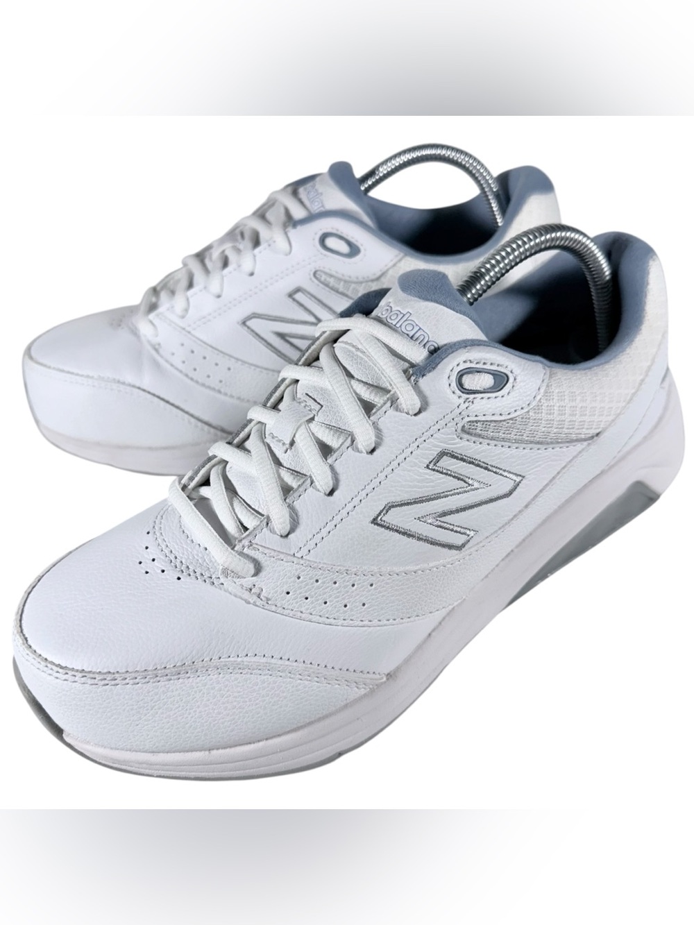 New Balance Women's 928 V3 Leather Lace-up Walking Shoe White Blue Size 9.5B New